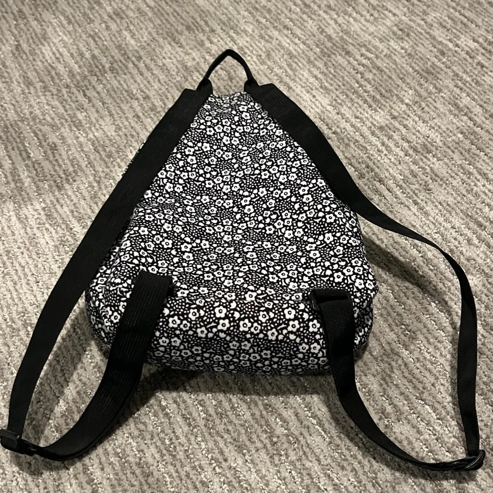 Jansport Black and White Mini Floral Print Backpack - Picture 3 of 8